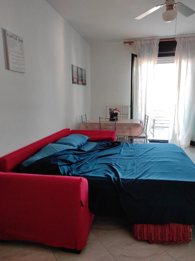 Ferienwohnung A Casa Di Nonno Pino Bari Exterior foto